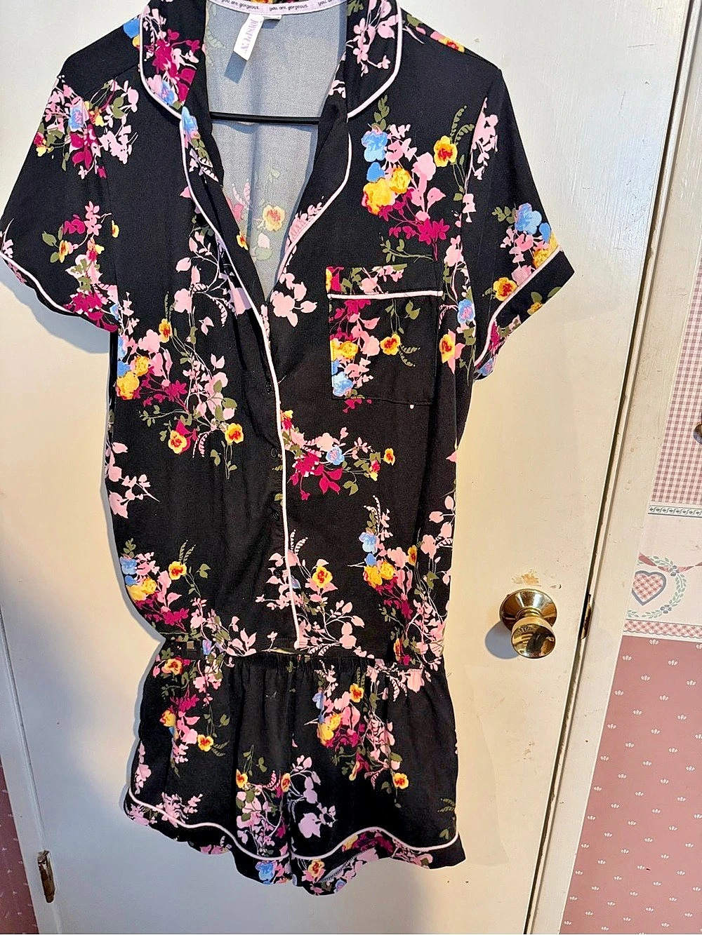Floral Pajama Romper Set Black & Large Like New